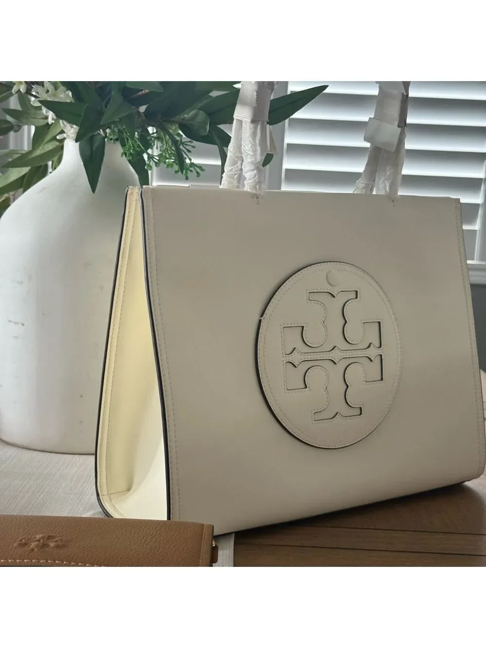 New tory Burch  Ella bio small tote in warm white